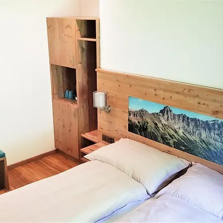 ベッド・アンド・ブレックファスト Triftblick Gadmen