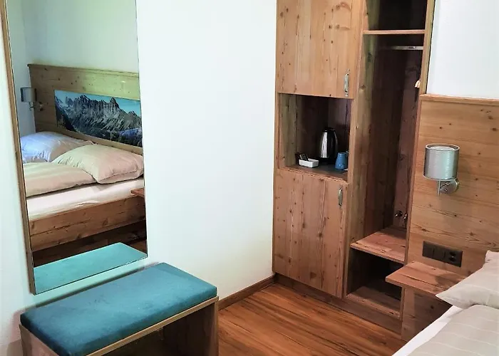 Bed & Breakfast Triftblick 3*